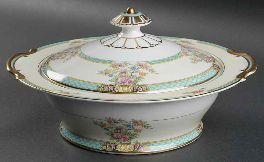 Cyrano Round Covered Vegetable by Noritake-1