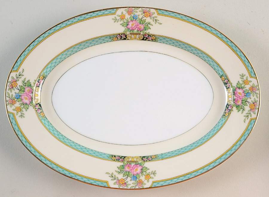 Cyrano 10" Oval Serving Platter by Noritake-1