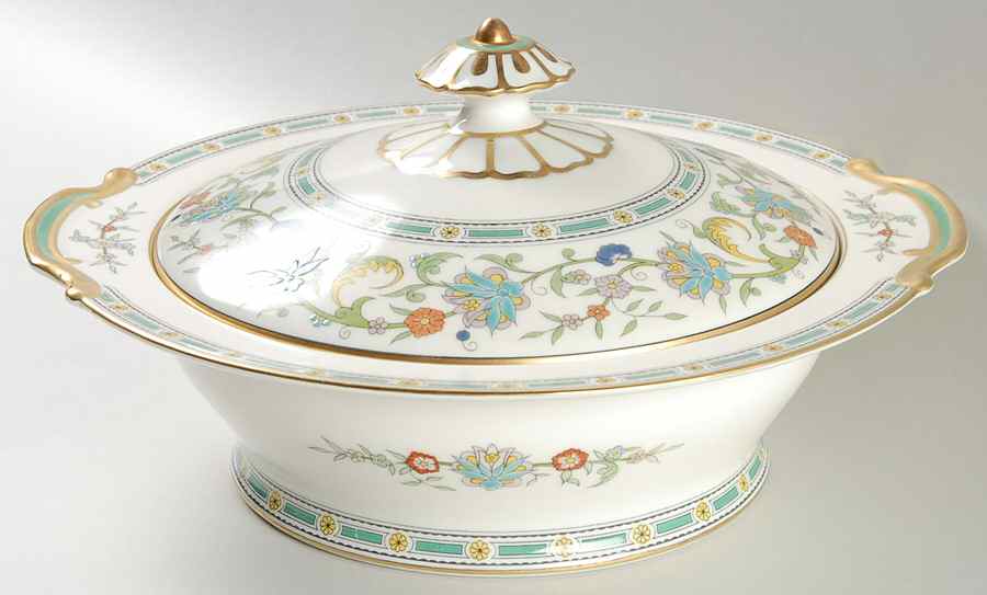 Cyril Round Covered Vegetable by Noritake-1