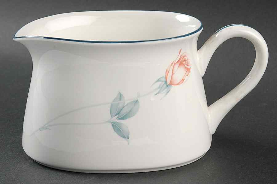 Dawn Blush Gravy Boat by Noritake-1