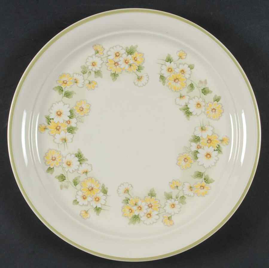 Daisygarland 12" Chop Plate (Round Platter) by Noritake-1