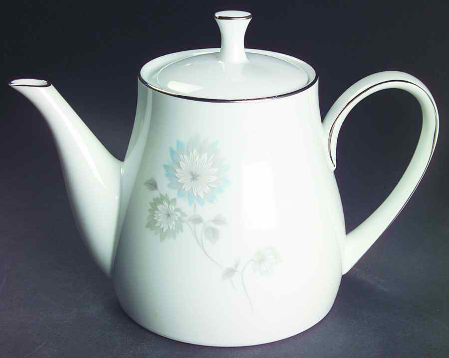 Dallas Teapot & Lid by Noritake-1
