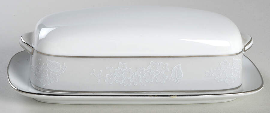 Damask 1/4 Lb Covered Butter by Noritake-1