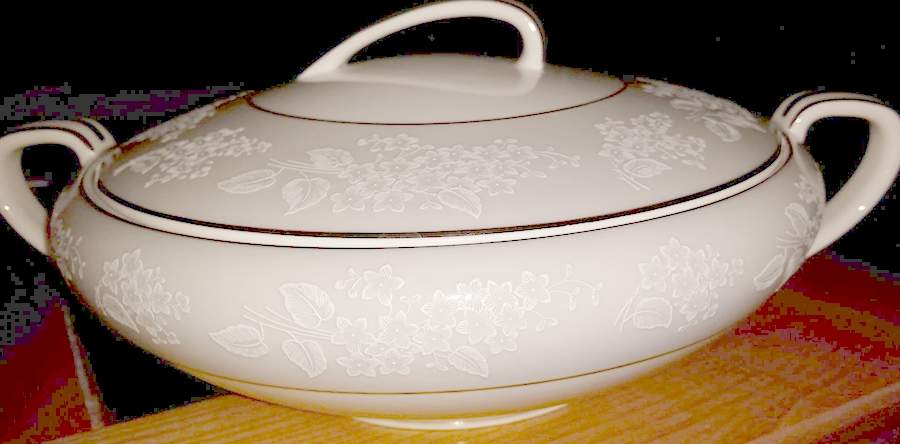 Damask Round Covered Vegetable by Noritake-1