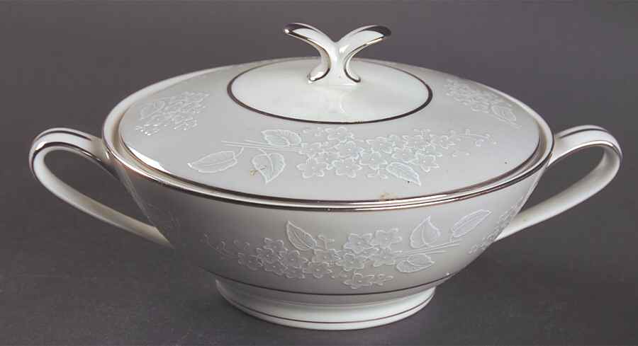 Damask Sugar Bowl & Lid by Noritake-1