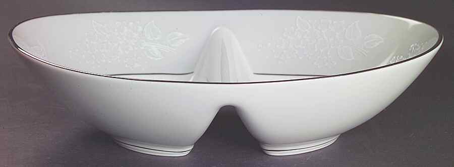 Damask 10" Oval Divided Vegetable Bowl by Noritake-1