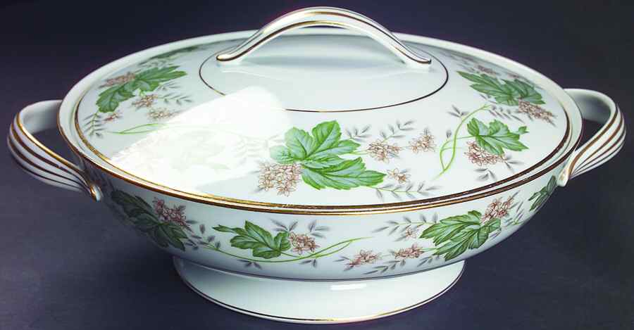 Daphne Round Covered Vegetable by Noritake-1