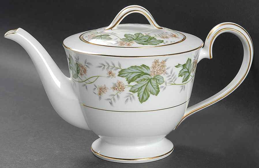 Daphne Teapot & Lid by Noritake-1