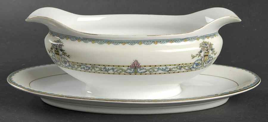 Darby Gravy Boat with Attached Underplate by Noritake-1