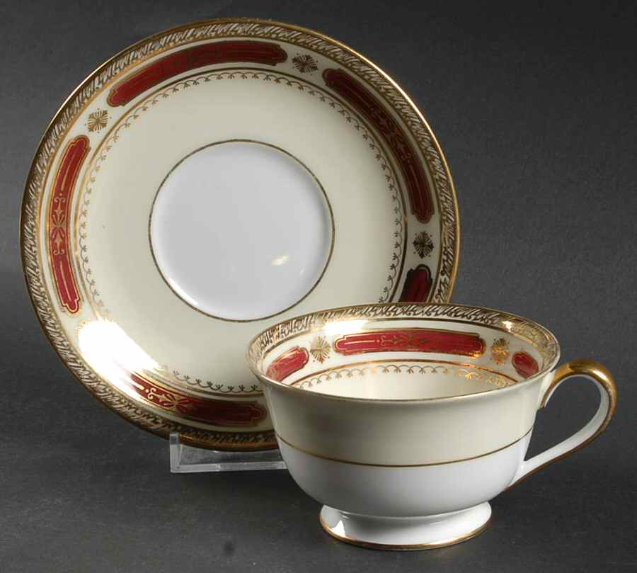 Darnay Footed Cup & Saucer Set by Noritake-1