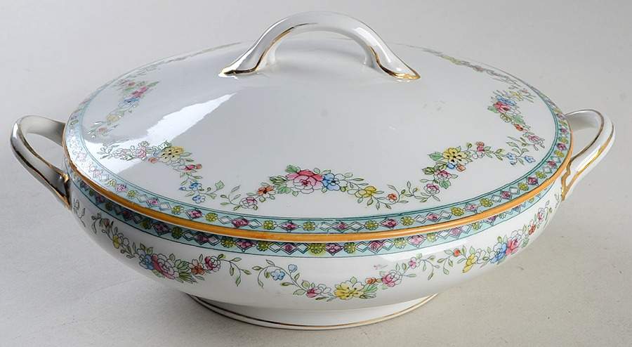 The Dartmoor Round Covered Vegetable by Noritake-1