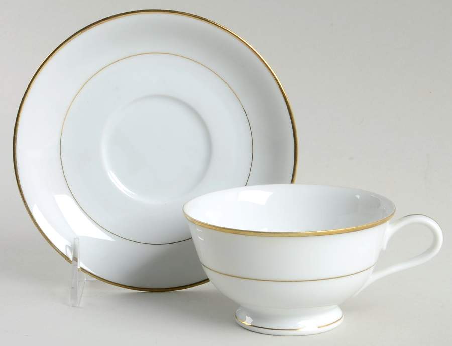 Dawn Footed Cup & Saucer Set by Noritake-1