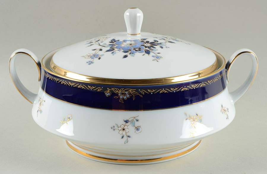 Dazure Round Covered Vegetable by Noritake-1