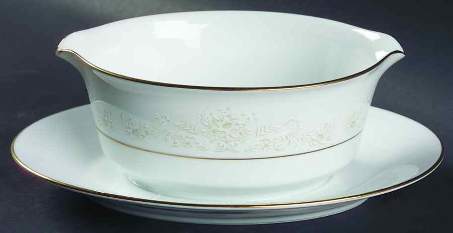 Dearest Gravy Boat with Attached Underplate by Noritake-1