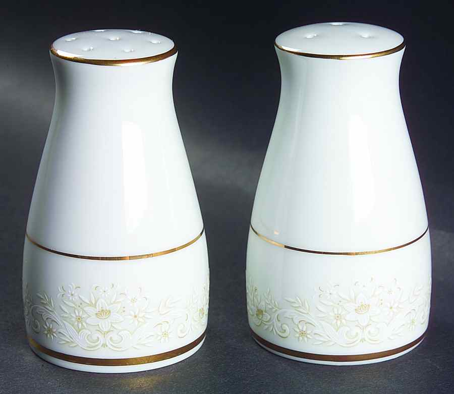 Dearest Salt & Pepper Set by Noritake-1