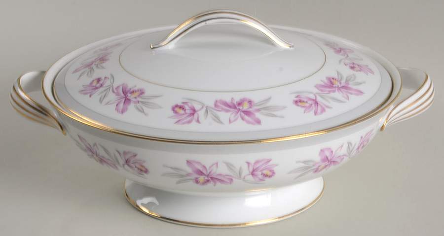 Deauville Round Covered Vegetable by Noritake-1