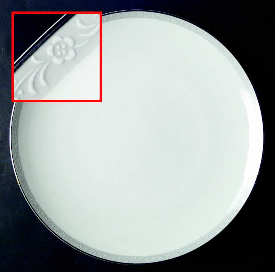 Debell Dinner Plate by Noritake-1