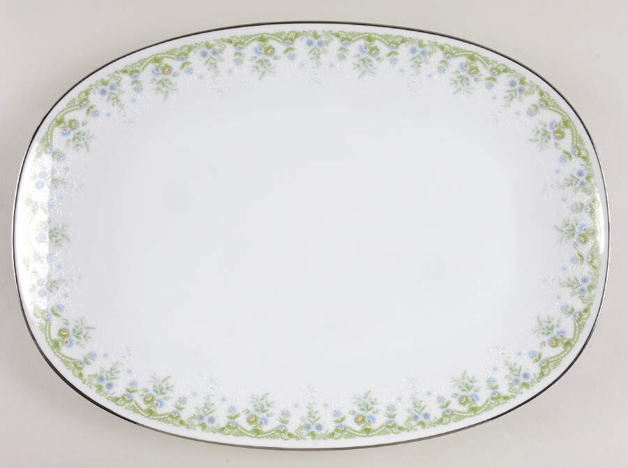 Dee 15" Oval Serving Platter by Noritake-1