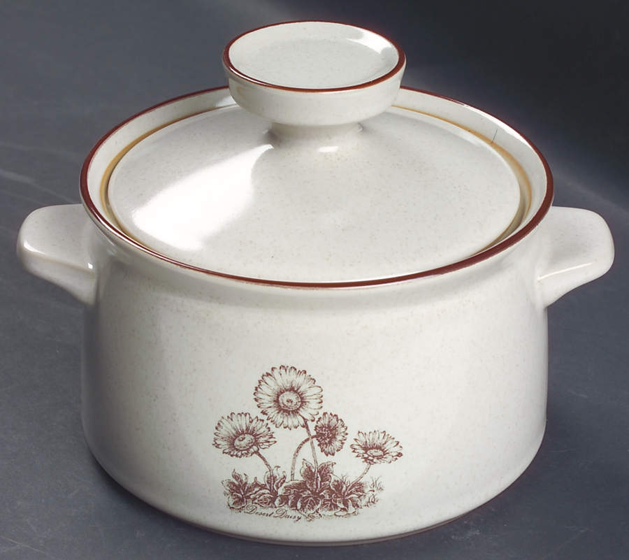 Desert Flowers 1.25 Qt Round Covered Casserole by Noritake-1