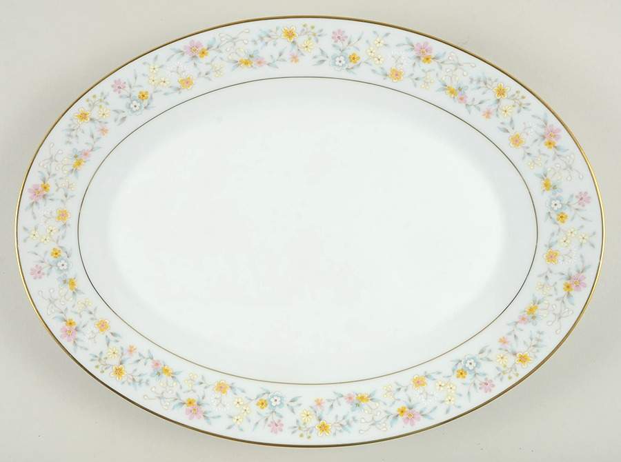 Delevan 16" Oval Serving Platter by Noritake-1