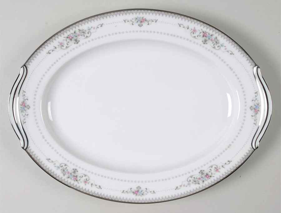 Delburne 11" Oval Serving Platter by Noritake-1