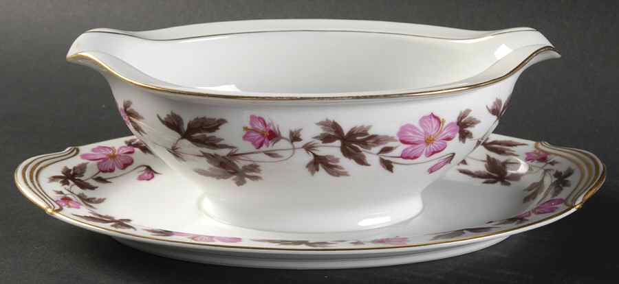 Delrosa Gravy Boat with Attached Underplate by Noritake-1