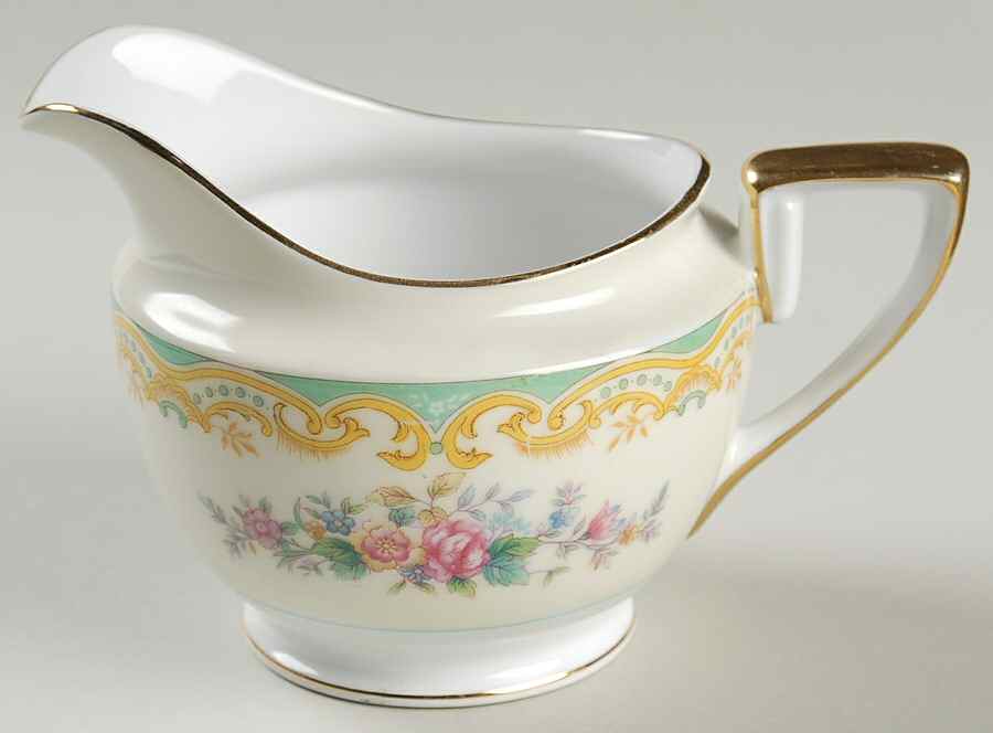 Delta Creamer by Noritake-1