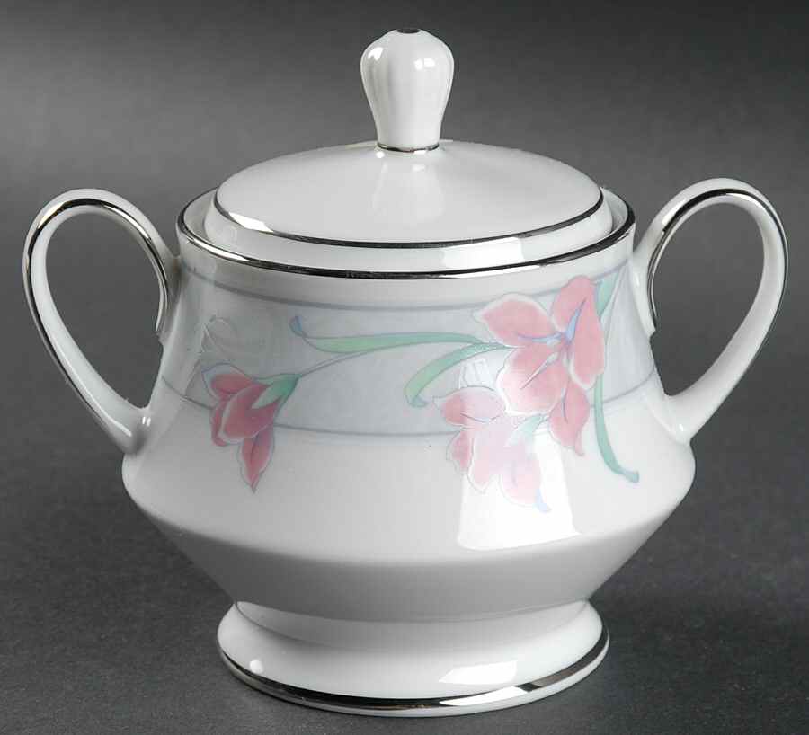 Deco Magic Sugar Bowl & Lid by Noritake-1