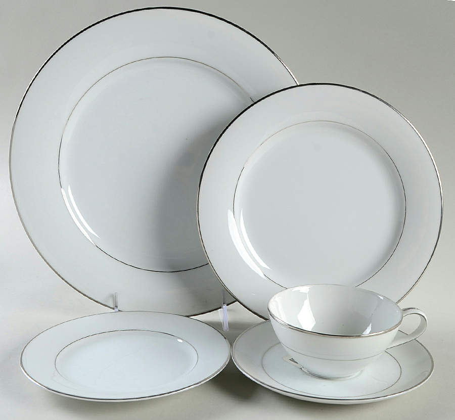 Derry 5 Piece Place Setting by Noritake-1