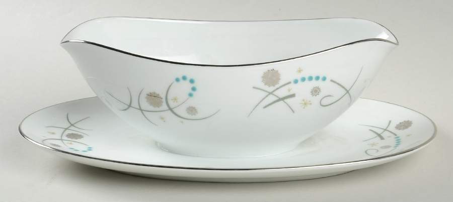 Desiree Gravy Boat with Attached Underplate by Noritake-1