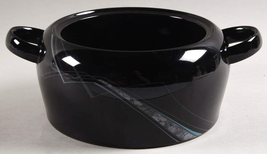 Destination 2 Qt Round Covered Casserole No Lid by Noritake-1