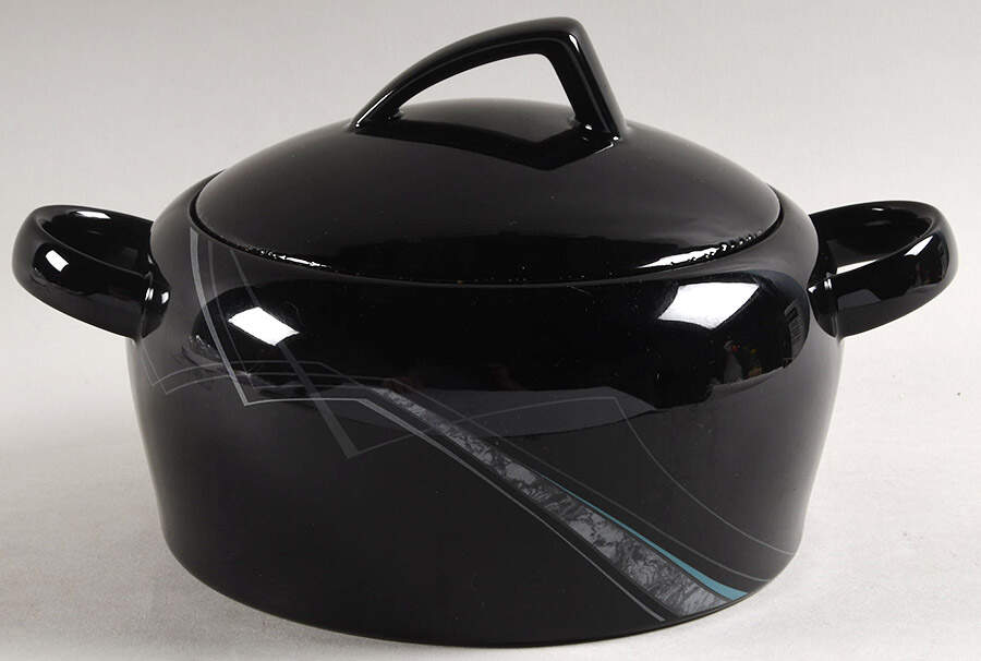 Destination 2 Qt Round Covered Casserole by Noritake-1