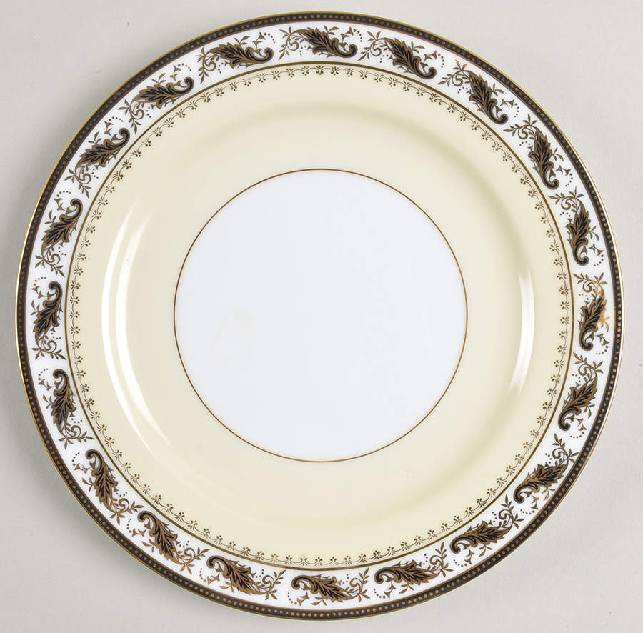 Devon Black (103041) Luncheon Plate by Noritake-1