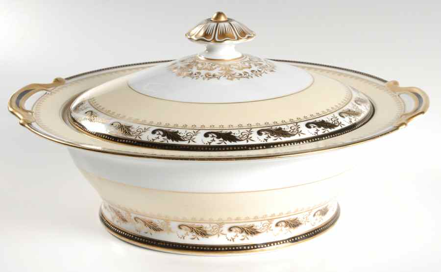 Devon Black (103041) Round Covered Vegetable by Noritake-1