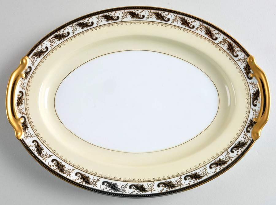 Devon Black (103041) 11" Oval Serving Platter by Noritake-1