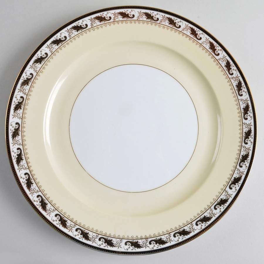 Devon Black (103041) 12" Chop Plate (Round Platter) by Noritake-1
