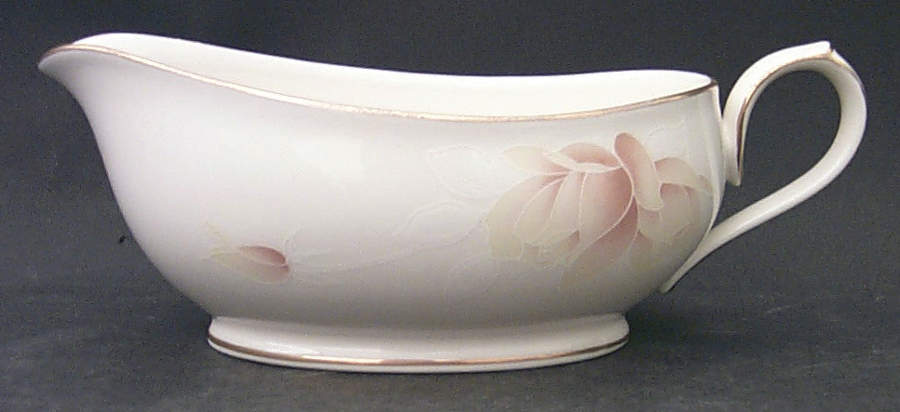Devotion Gravy Boat by Noritake-1