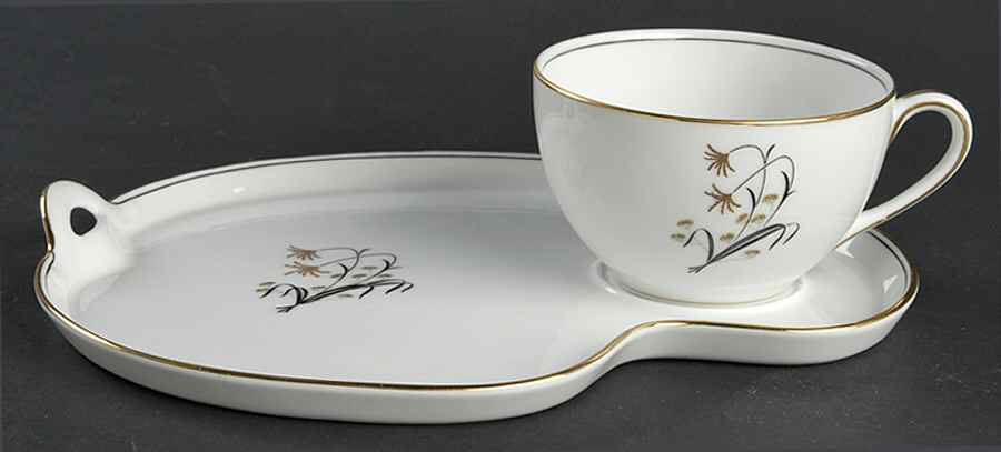 Diana (Gold Trim) Snack Plate & Cup Set by Noritake-1