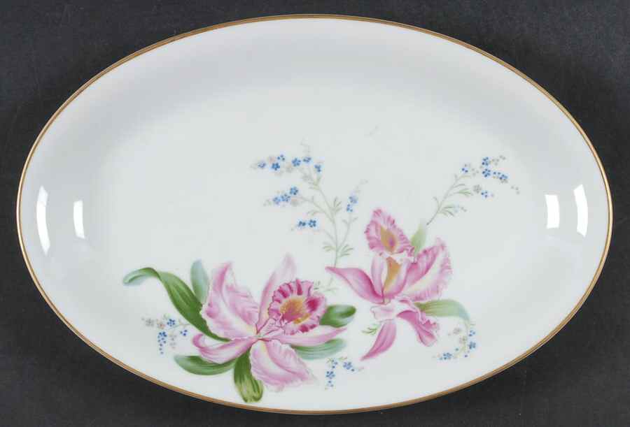 Dolores 12" Oval Serving Platter by Noritake-1