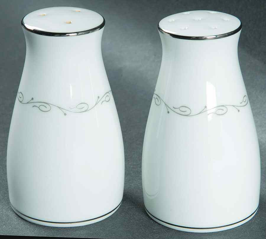 Donna Salt & Pepper Set by Noritake-1