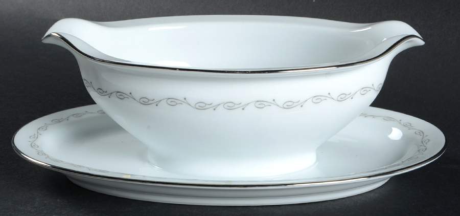 Donna Gravy Boat with Attached Underplate by Noritake-1