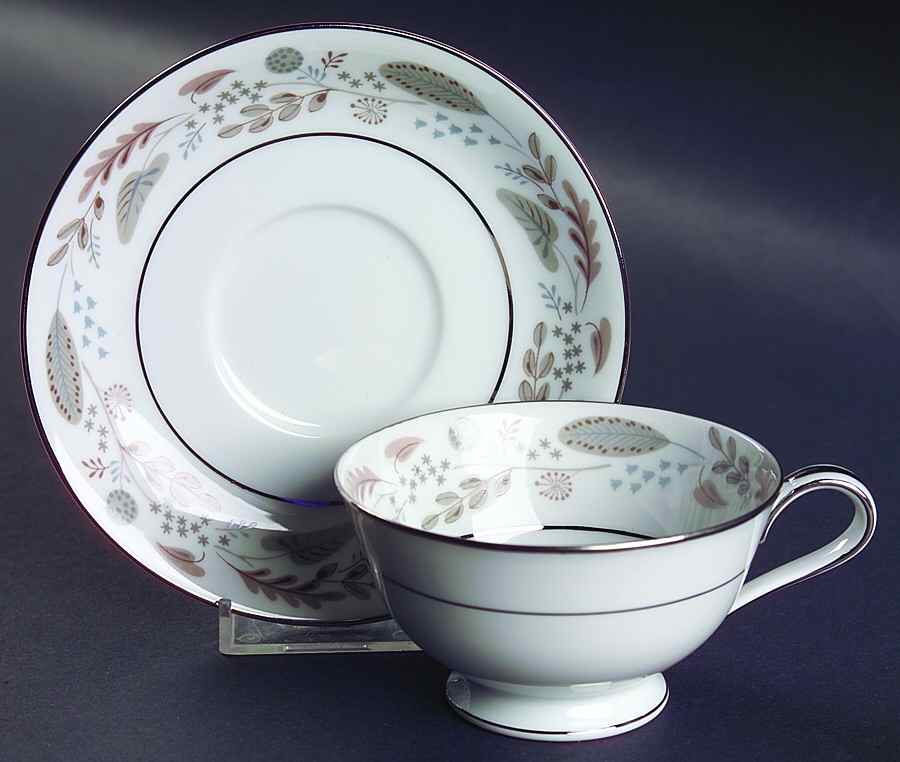 Doranne Footed Cup & Saucer Set by Noritake-1