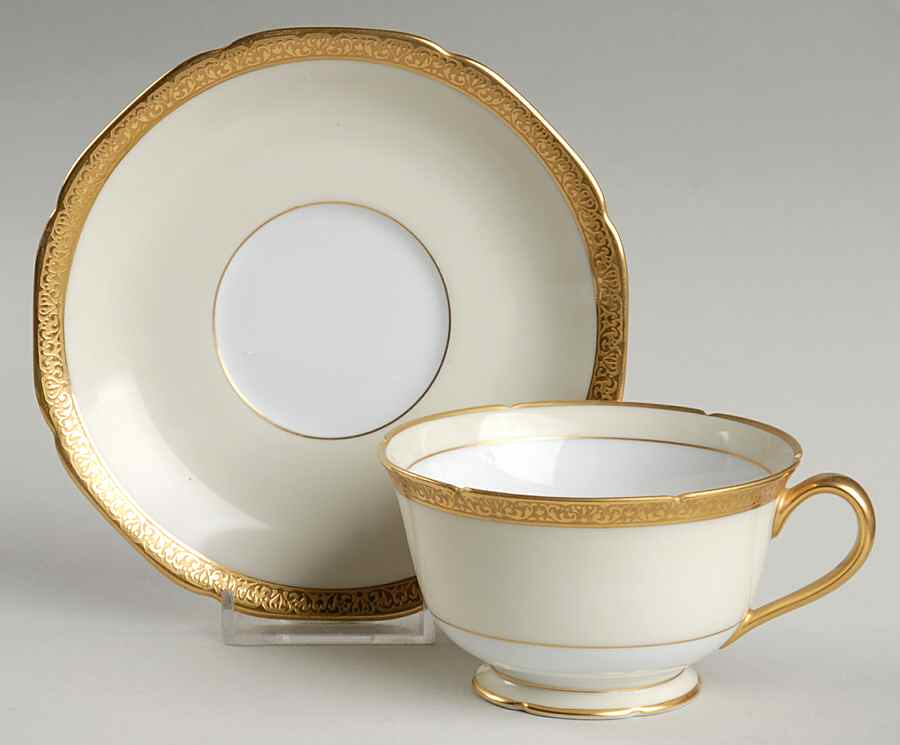 Dorsay Footed Cup & Saucer Set by Noritake-1