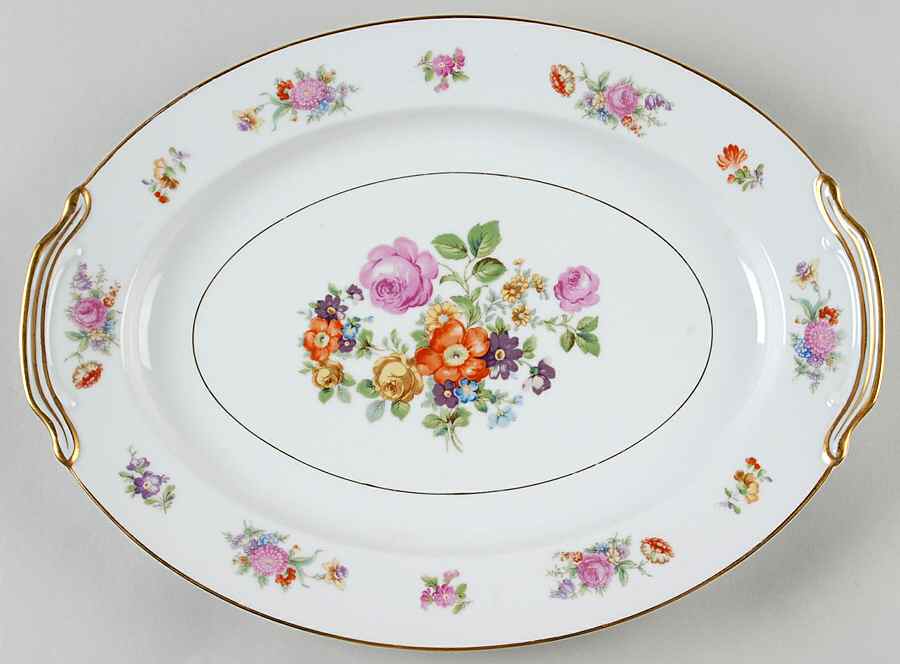 Dresala 13" Oval Serving Platter by Noritake-1