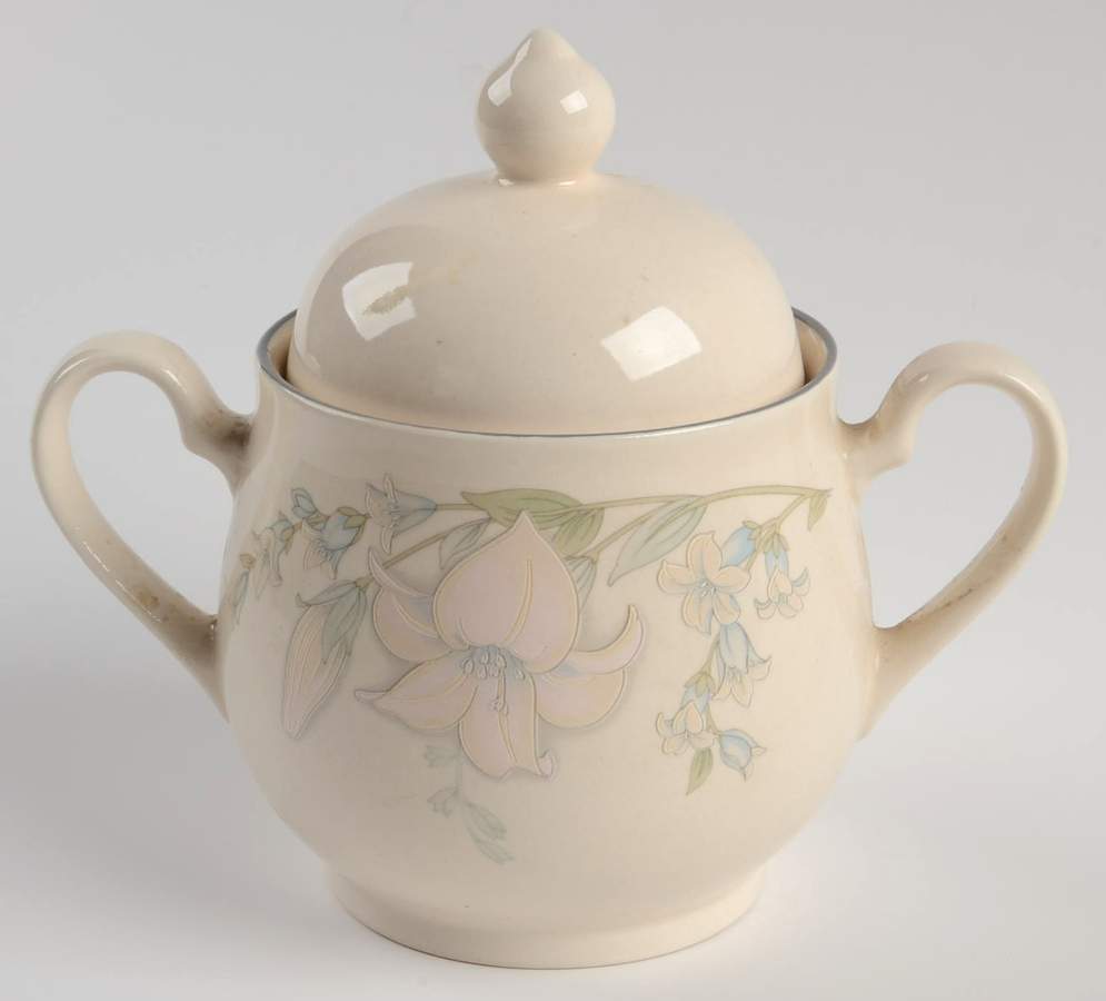Dreamer Sugar Bowl & Lid by Noritake-1