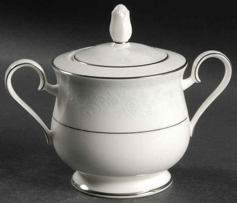 Dreamspun Sugar Bowl & Lid by Noritake-1