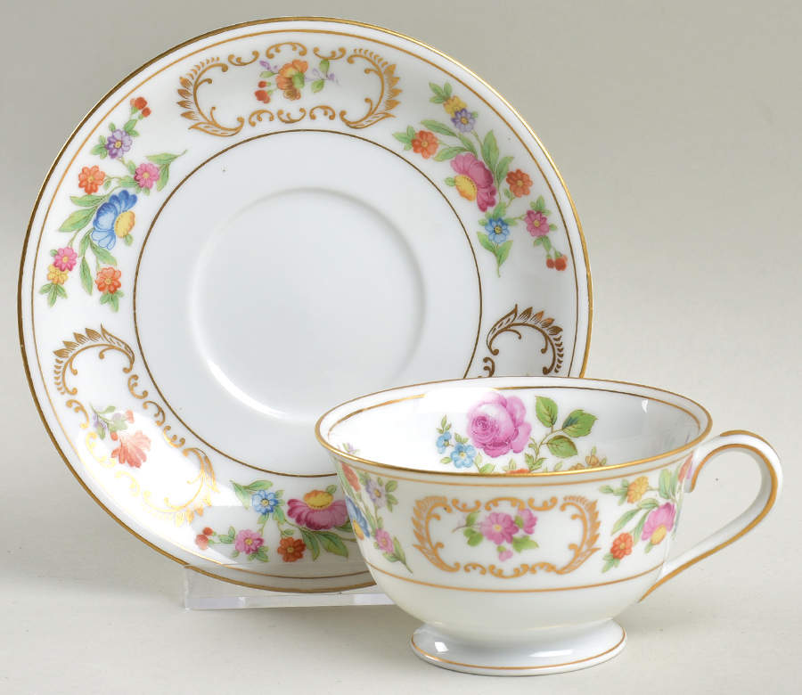 Dresalda Footed Cup & Saucer Set by Noritake-1