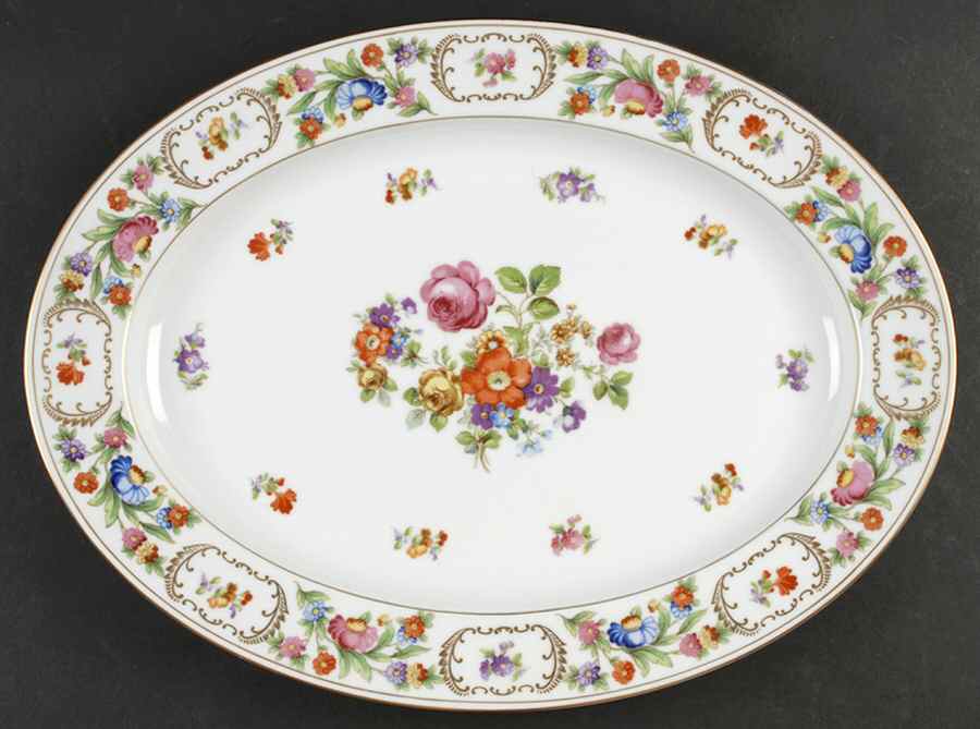 Dresalda 16" Oval Serving Platter by Noritake-1