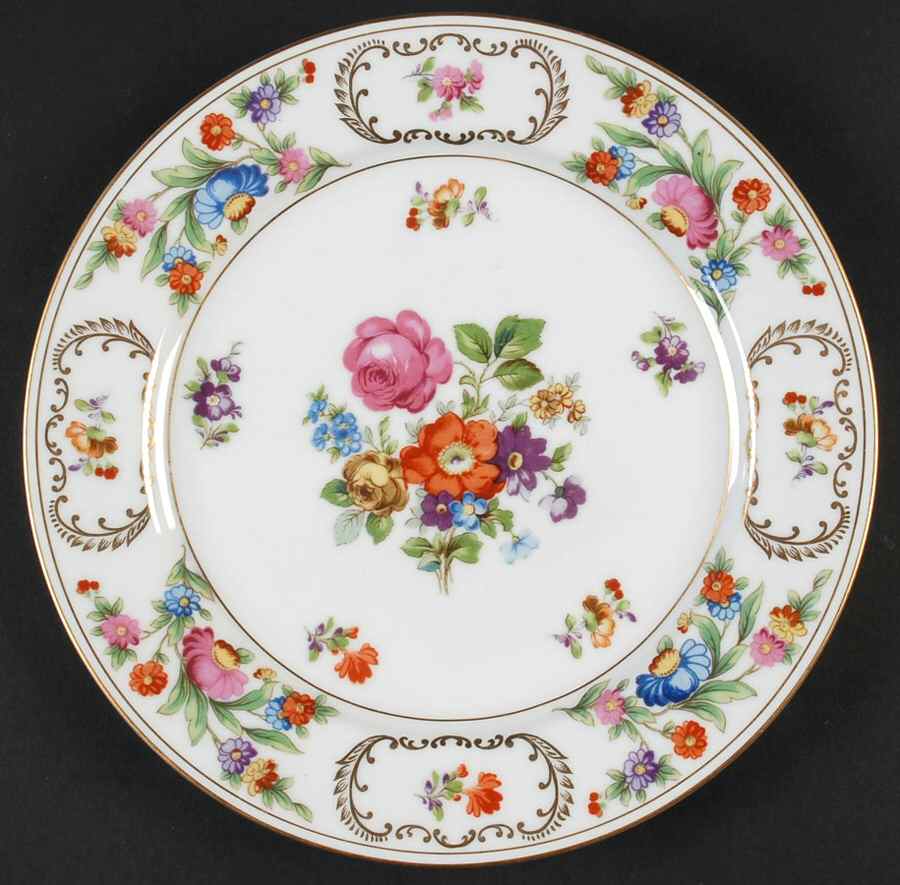 Dresalda Luncheon Plate by Noritake-1