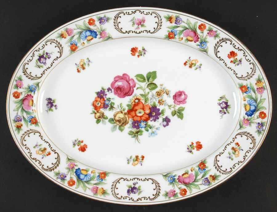 Dresalda 13" Oval Serving Platter by Noritake-1